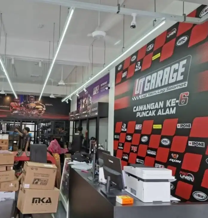 Wall Sticker, UT Garage, Puncak Alam 